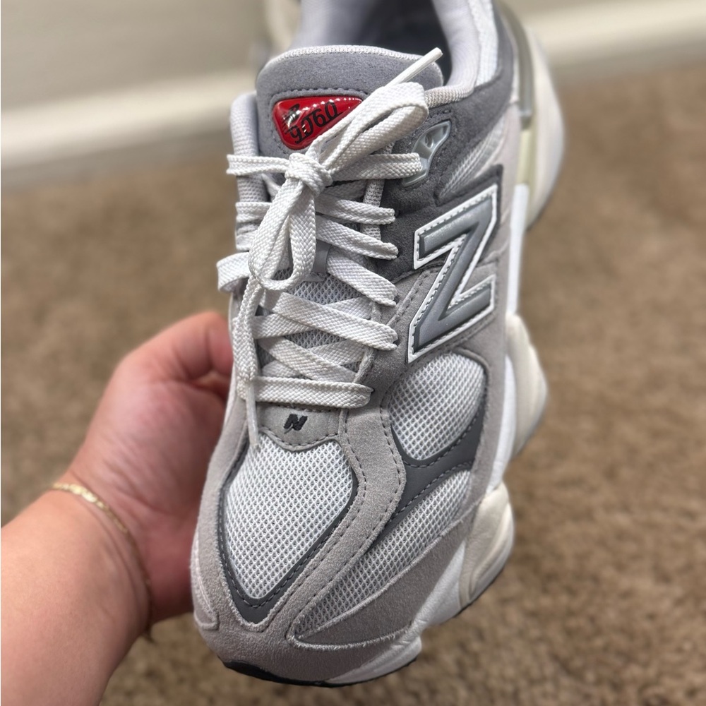 New Balance White and Gray Athletic Shoes size 7 boys size